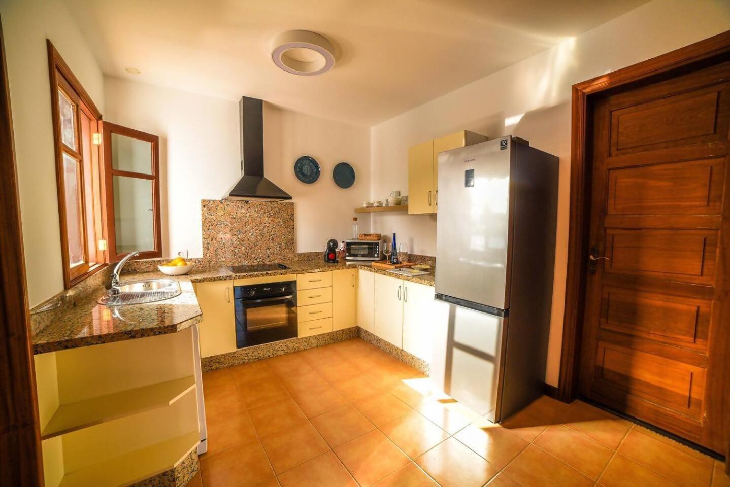 Agradable Y Familiar Con Piscina Casa Inima Villa Playa Blanca  Buitenkant foto