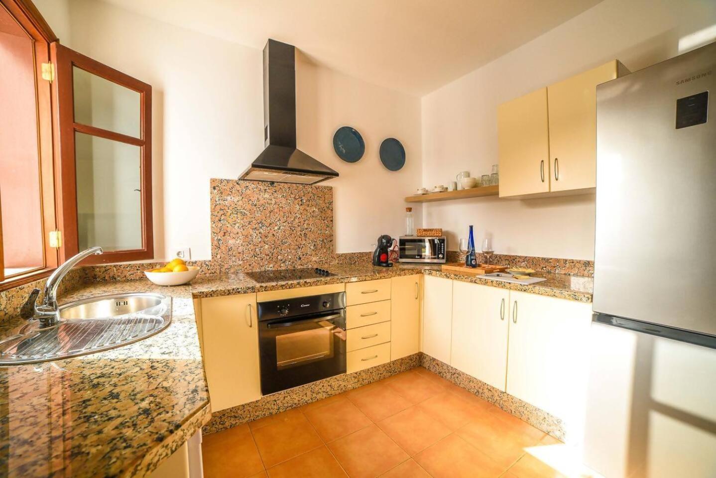 Agradable Y Familiar Con Piscina Casa Inima Villa Playa Blanca  Buitenkant foto